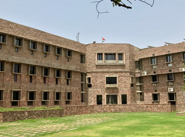 Indian Institute of Health Management Research (IIHMR)