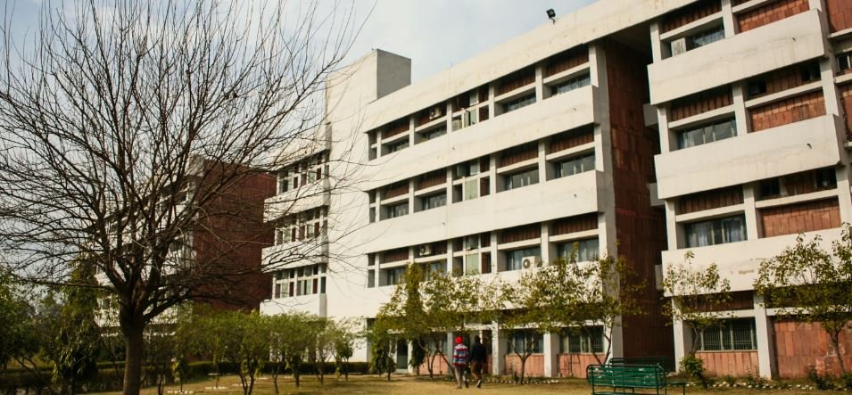 University Institute of Engineering and Technology