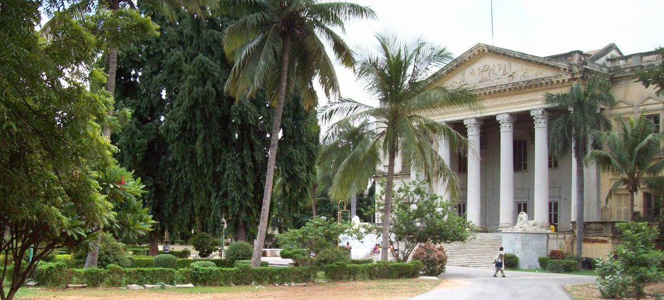 Telangana Mahila Viswavidyalayam, Hyderabad